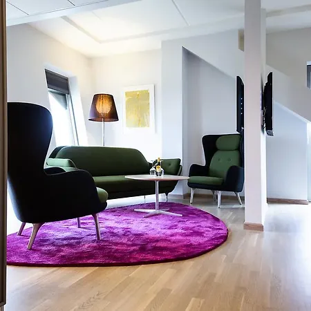 Отель Clarion Energy